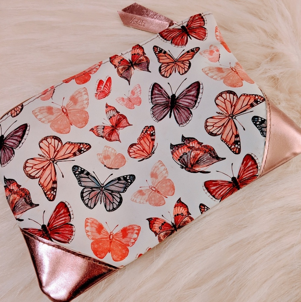 Cosmetics bag